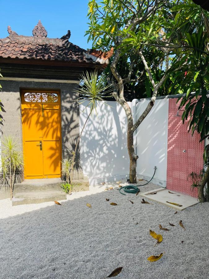 Villa Dadirri - In The Heart Of Seminyak - Walking Distance From Restaurants, Bars And Beach - Perfect Location Buitenkant foto