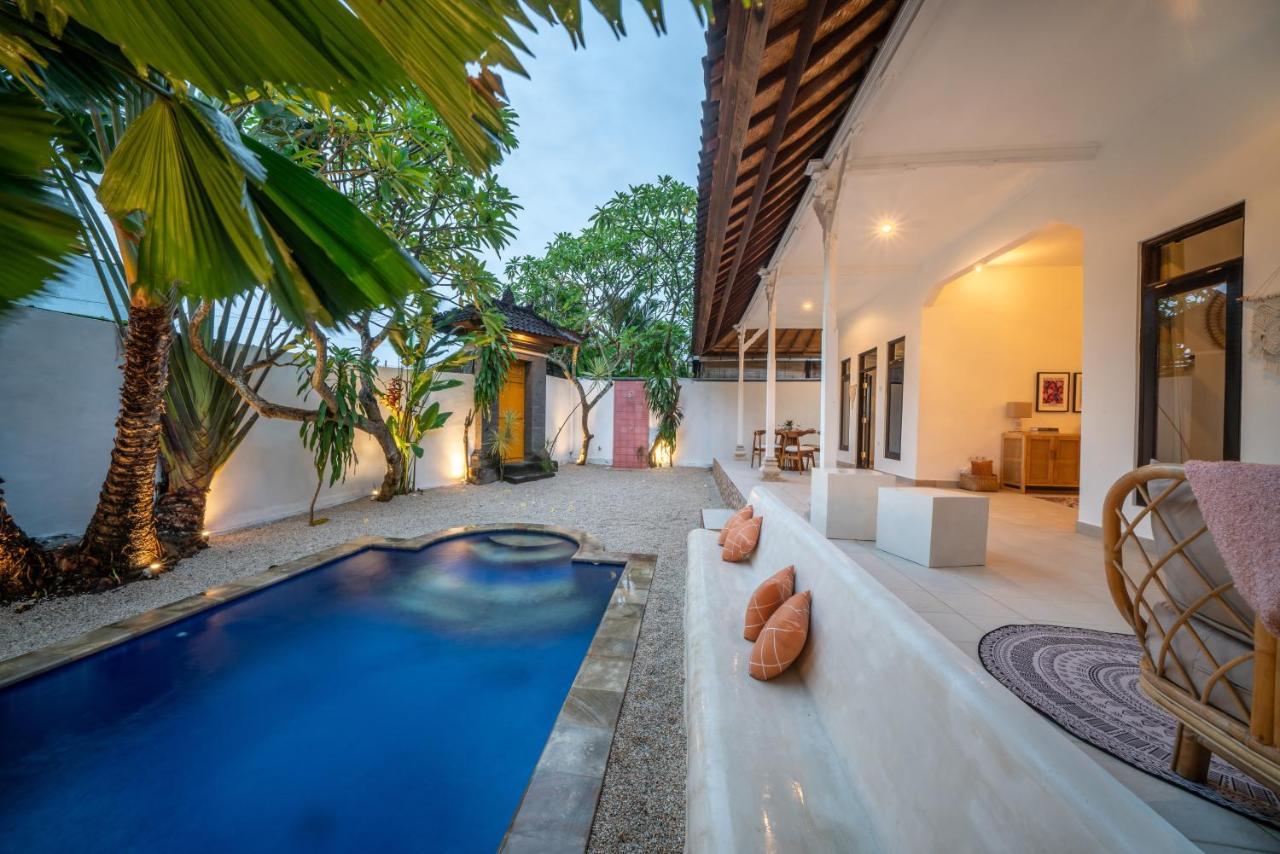 Villa Dadirri - In The Heart Of Seminyak - Walking Distance From Restaurants, Bars And Beach - Perfect Location Buitenkant foto